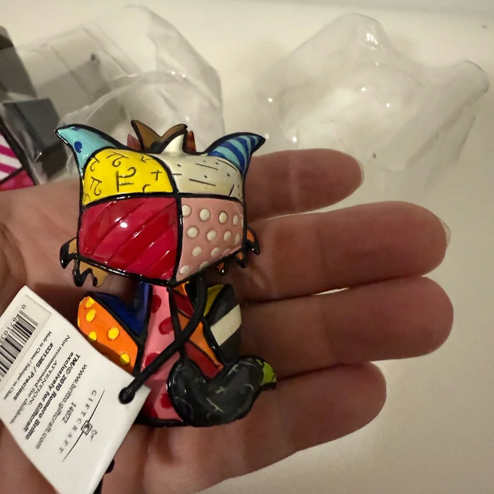 Romero Britto, "Precious" The Terrier mini figure - Picture 3 of 6